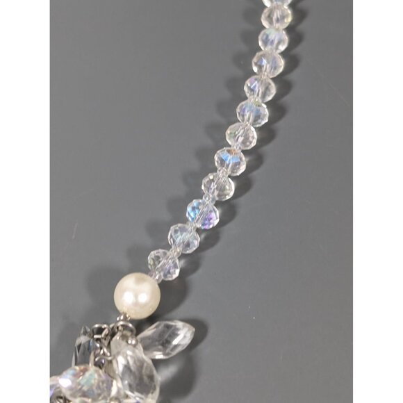 Charming Charlie Aurora Borealis Crystal Cluster Faux Pearl Y-Drop Necklace Brid - Picture 6 of 8